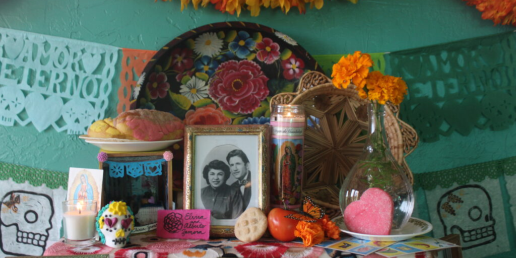 DIY Ofrenda Picture Frame Decorations